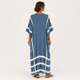 Leila — Modrý Pruhovaný Kaftan