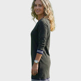 Maxine — Pletený Šaty s Half-Zip a Kontrastní Lem