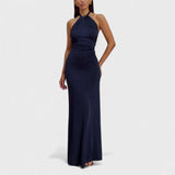 Ginevra — Curve-Flattering Hedvábný Šaty s Vázání Výstřih